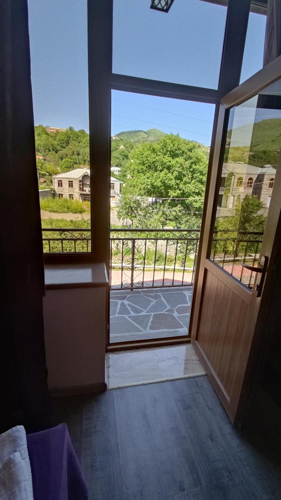 Mthnadzor Ξενοδοχείο Goris Εξωτερικό φωτογραφία